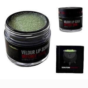 Jeffrey Star Velour Lip Scrub "Witches Brew" NIB